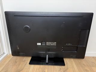 Televisión Philips 47 pulgadas + Stick fire