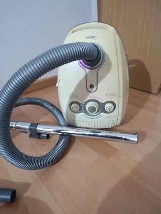 Aspiradora Solac Ultrasilent 2000W