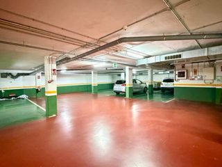 PÀRQUING DOBLE EN VENDA AL CENTRE DE SABADELL!