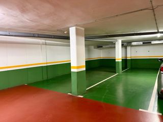 PÀRQUING DOBLE EN VENDA AL CENTRE DE SABADELL!