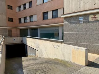 PÀRQUING DOBLE EN VENDA AL CENTRE DE SABADELL!