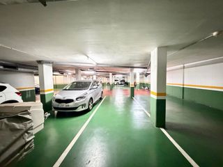 PÀRQUING DOBLE EN VENDA AL CENTRE DE SABADELL!