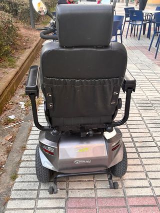 Scooter Sterling S425 Negra