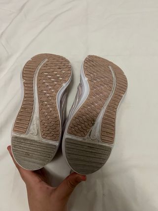 Lote 2 Zapatillas Nike Negras y Blancas