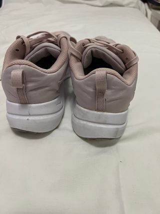 Lote 2 Zapatillas Nike Negras y Blancas