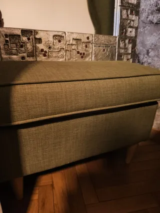 Sillón y puff Ikea Strandmon verde