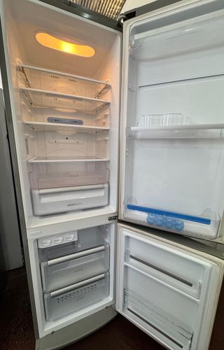 FRIGORÍFICO LG COMBI NO FROST EN INOX