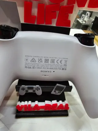 Consola PlayStation 5 Blanca y Negra