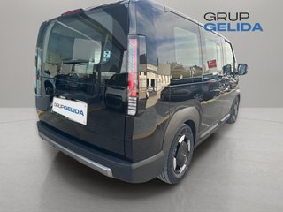 Kia PV5 Passenger L2H1 Long Range Plus