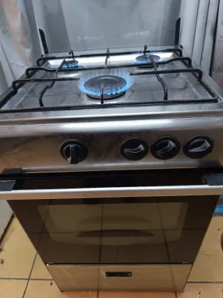 Cocina con horno todo a gas