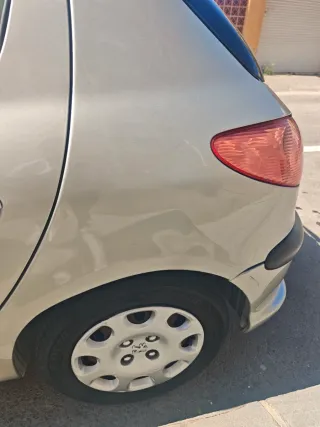Peugeot 206 2004