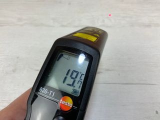 Termómetro Infrarrojo Testo 830-T1