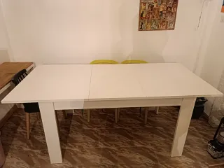 Mesa comedor extensible acabado blanco mate