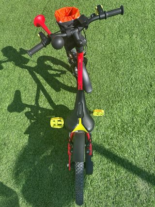 Bicicleta infantil 16 Btwin Roja