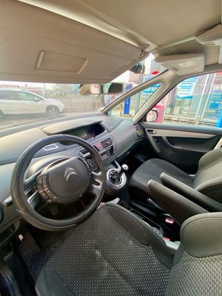 Citroen Grand C4 Picasso 2012