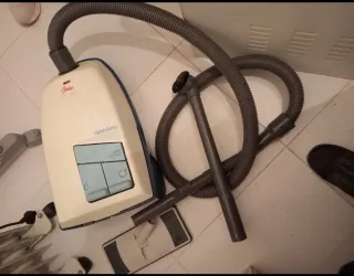 Aspiradora Tornado 1100W