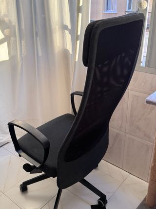 Silla Oficina IKEA Markus Negra