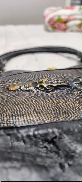 Borsa vintage Gianni Versace pelle nera e oro
