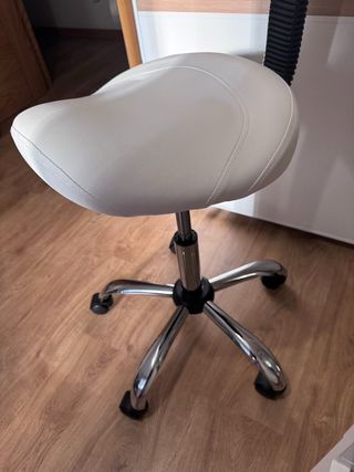 Taburete giratorio con ruedas blanco