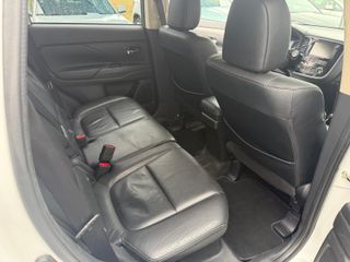 Mitsubishi Outlander 2014