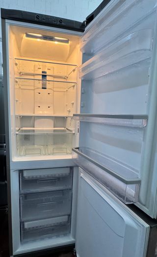 FRIGORÍFICO INDESIT COMBI NO FROST EN INOX