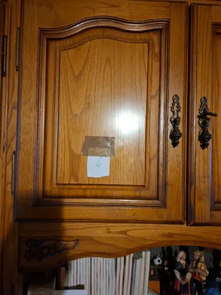 Mueble de comedor de madera