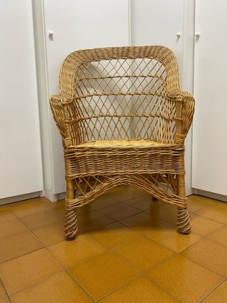 2 Sillas de Mimbre Estilo Rústico