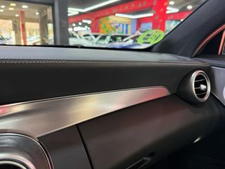 Mercedes-Benz Clase C200 Coupé 184cv AMG LINE