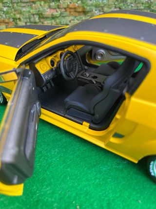 Ford Mustang CESAM – Norev – Escala 1:18