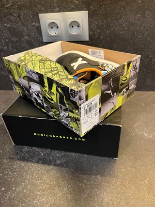 Zapatillas Munich niño nueva a estrenar talla 33