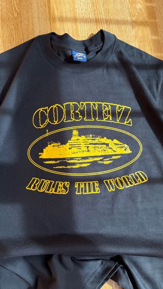 Corteiz OG Alcatraz Tee Black and Yellow de segunda mano por 70