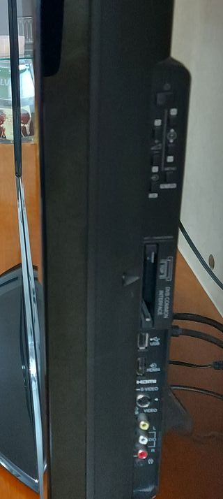 TV Toshiba 43 LCD Full HD HDMI USB