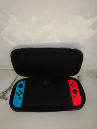 Nintendo Switch + Juegos y Accesorios