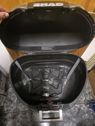 Baul moto Shad SH48 topcase maleta top case cofre