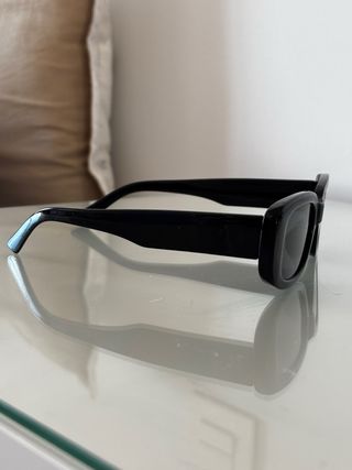 Gafas de sol negras