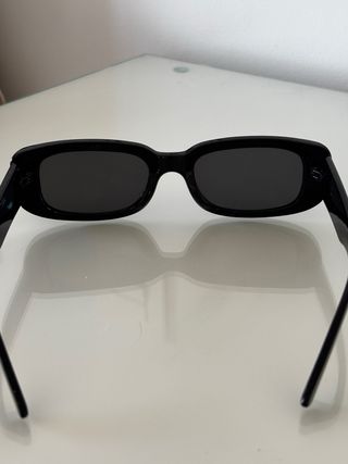 Gafas de sol negras