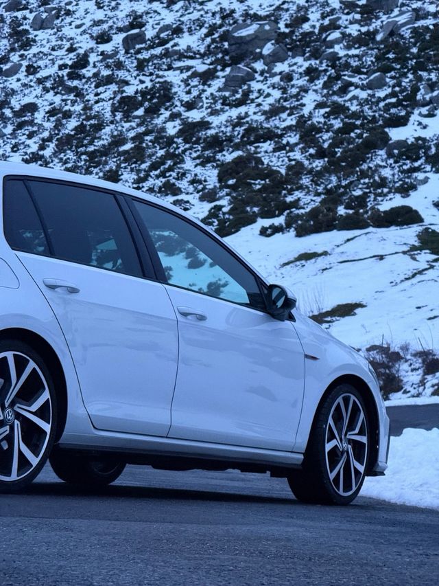 Volkswagen Golf 7.5 GTI Performance 245cv DSG