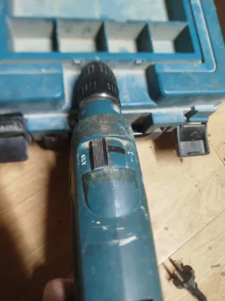 Taladro Percutor Makita