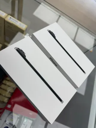 iPhone 17 Air 256gb ( No Negociable)