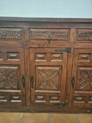 Mueble / Armario / Cajonera / Antiguo de Madera.
