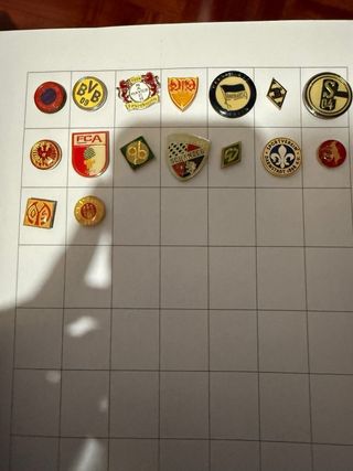 Lote Pines Escudos Equipos Fútbol