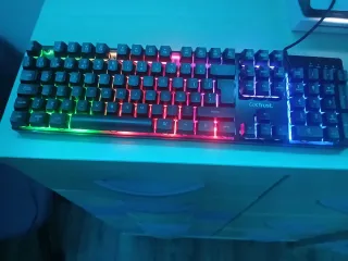 Teclado GX Trust RGB Gaming