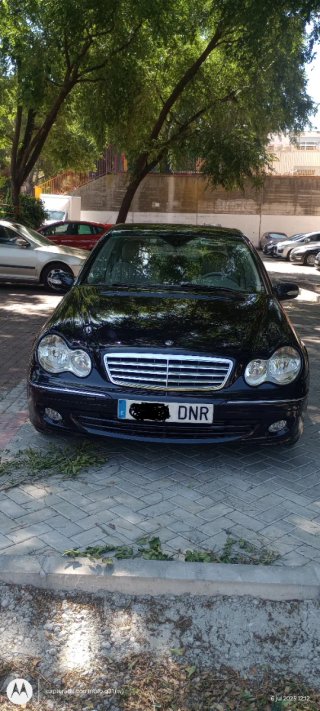 Mercedes-Benz Clase C 2005