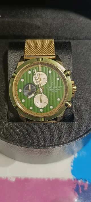 Reloj Viceroy Cronógrafo Dorado y Verde