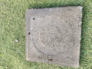 Baldosas antiguas con diseño de piedra