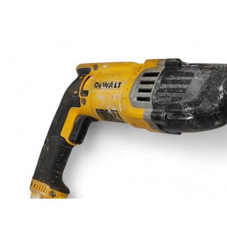 MARTILLO LIGERO DEWALT D25144 900W + MALETIN