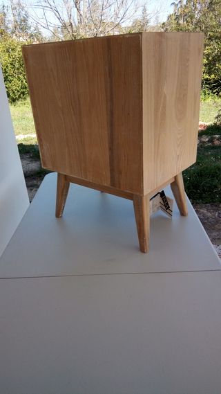 Mesita de madera de fresno IXIA