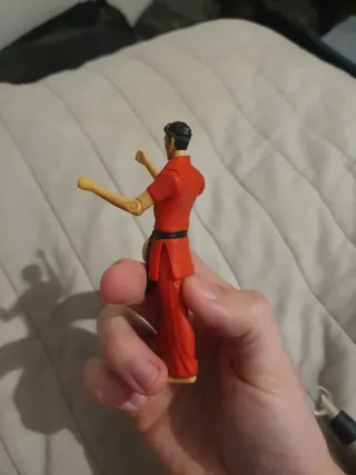 Figura Generator Rex Puños Metálicos Retráctiles