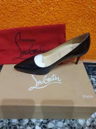 Zapatos Christian Louboutin Charol Negros