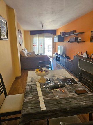 Piso en venta en Fondo en Santa Coloma de Gramanet